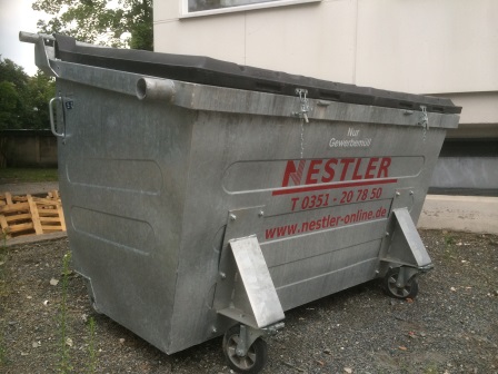 Umleerbehälter