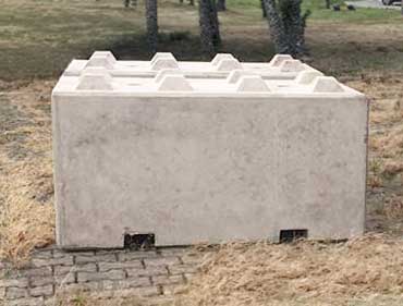 Nestler-Block mit Gabelstaplertaschen